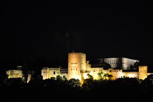 alhambra by night