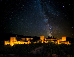 La Alhambra nocturna